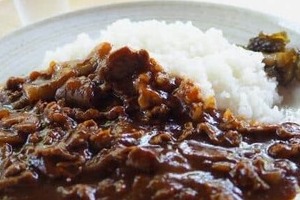 店員から「ハヤシライスも食べるかい？」→会計時に請求　スリム内間の体験談に共感、店へのモヤモヤも...法的問題は？