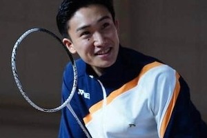 バドミントン桃田賢斗、「格別の美しさ」純白ウェディングドレス姿の妻と2ショ　結婚式で「涙が止まりませんでした」