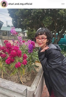 趣里さんのインスタグラム（＠shuri.and.mg.official）より