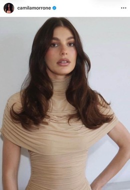 カミラ・モネーロさんのインスタグラム（＠camilamorrone）より