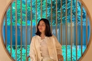 母親は後藤久美子...エレナ・アレジ・後藤、黒タンクトップ姿で色気ダダ漏れ　自撮りショットにドキっ