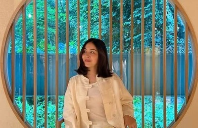 母親は後藤久美子...エレナ・アレジ・後藤、黒タンクトップ姿で色気ダダ漏れ　自撮りショットにドキっ