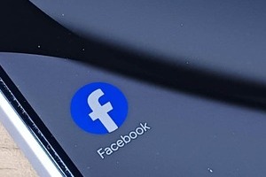 Facebook「過疎化」もうオワコンか　若者は寄りつかず主要ユーザーの中高年も投稿減、怪しい広告への指摘も
