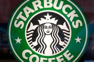 中高生らを青田買い？スタバの12～24歳向け新サービスが論議　「うるさくて落ち着けない」「嬉しいサービス」