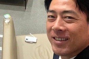 「ろうそくかなと思ったら」...小泉進次郎防衛相がイスタンブールで「初めて見た」容器とは