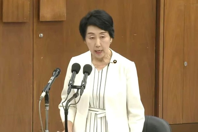 「副首都」創設法案について質問する中道改革連合の早稲田夕季衆院議員（写真は衆院インターネット中継から）