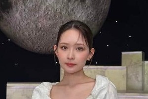 畑芽育、透け感白ロングドレスで色気ダダ漏れ...夜景をバックに　「爆美女すぎてやばい」「さすがに可愛すぎる」