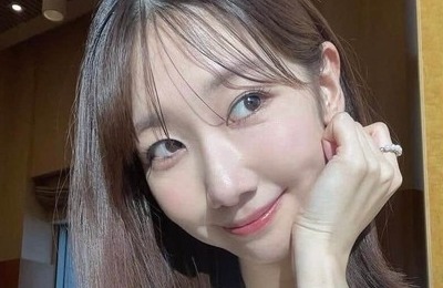 柏木由紀、19歳＆15歳の自分と...奇跡の2ショットに反響　「メッチャ可愛い」「ずーっと可愛い過ぎ」