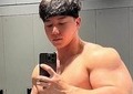 横川尚隆、32歳の誕生日...バキバキ上半身ショットを添えて　「CGにしか見えない」「ヤバスギ」衝撃走る