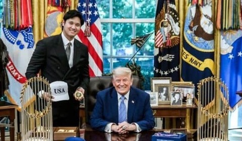 トランプ米大統領＆大谷翔平選手のツーショット写真が波紋　「平和を願うなら拒否すべき」「当然の仕事だ」