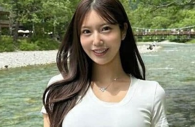 「令和の峰不二子」阿部なつき、タンクトップ姿で颯爽と街中を歩く　「綺麗過ぎます」神スタイル炸裂