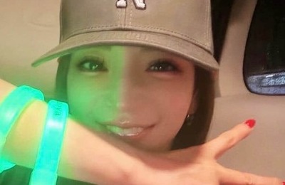 浜崎あゆみ、ドキっ...肩出しキャミでかわいさ限界突破　「このコーデ激かわ」「ギャルあゆサイコーーー」