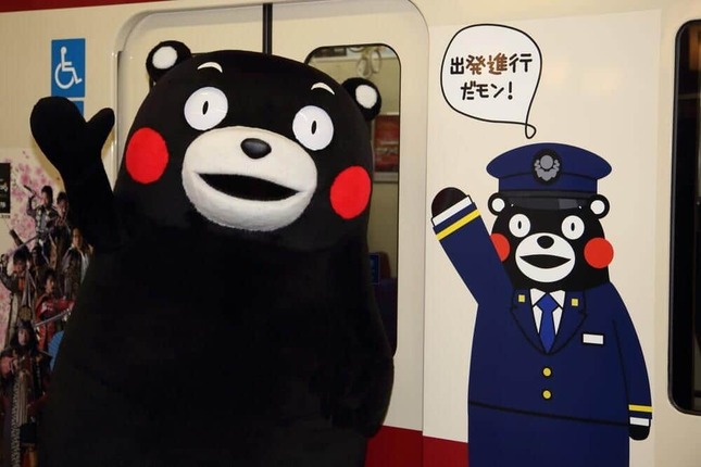 2016年には、京急でくまモンのラッピング電車も走った