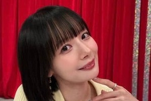 「役満ボディー」岡田紗佳、ノースリ白チャイナドレス風ワンピ...色気にドキっ　「スタイル抜群」「可愛すぎる」