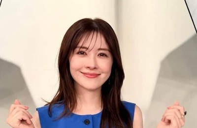 宮澤エマ、美しい浴衣姿＆髪をアップにして...色気ダダ漏れ　「最高に可愛い！」「とても美しい」「浴衣美人」