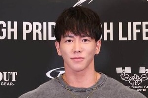 横川尚隆、バキバキ肉体で魅了...ボディビルの大会で優勝　終了後最初に食べたものは「やっぱりこれ」「おいしい」