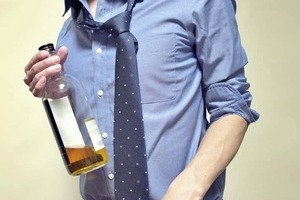 「深酒を控えて」熊本県警がXで注意喚起　「泥酔者」通報頻発、これは地震被害の影響なのか