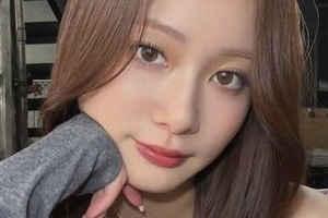 生見愛瑠、肩出し白ノースリ×パンツスタイルもかわいすぎ大絶賛　「どんどん綺麗に」「大人っぽくて可愛い」