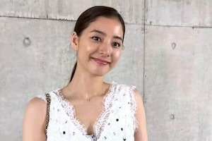 新木優子、ショーパンあわせた私服コーデで異次元スタイル炸裂　「可愛いすぎる」「本当パーフェクト」