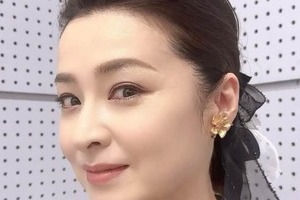 檀れい、涼しげ白地の浴衣＆髪アップにして美貌ダダ漏れ　「女神降臨」「やはり別格！」「お美しいです」