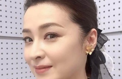 檀れい、涼しげ白地の浴衣＆髪アップにして美貌ダダ漏れ　「女神降臨」「やはり別格！」「お美しいです」