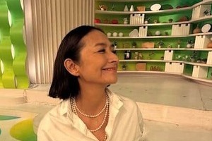 清原和博、59歳の誕生日...元妻・亜希「還暦までの一年...お供します」　家族写真入りケーキ用意して祝福