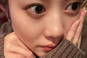 高畑充希、ふわふわミニスカの衣装で...ジャケ写に反響「どタイプすぎ」「世界一かわいい」　夫は岡田将生