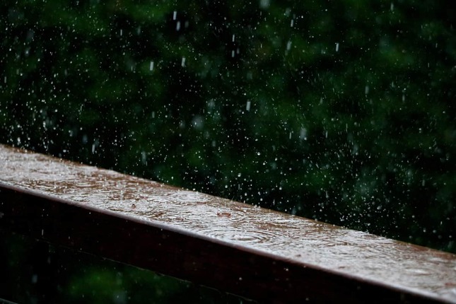 季節外れの気圧配置が「ゾンビ梅雨」をもたらすという（画像はイメージ）
