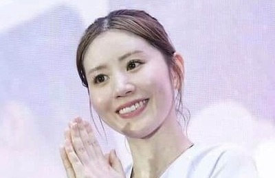 バド・志田千陽＆卓球・平野美宇、私服コーデでかわいさ限界突破　「見とれてしまう」「可愛い～」