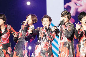 「嵐」のドキュメンタリー総監督が「日本映画界の巨匠」　「普通にやばい」「めちゃくちゃ見たいかも」と驚き