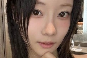 重盛さと美、色気ダダ漏れ肩出しピンクのキャミ姿で...誕生日を報告　「奇跡の38才」「可愛すぎる38才」に反響
