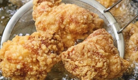 スーパーで買ったフライドチキン、かじると「ほぼ生」　運営会社も現物を確認「マニュアル通りの加熱手順」守られず