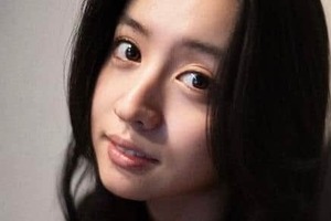 キムタク＆静香の次女Koki，透け感黒ドレス姿で色気ダダ漏れ　ヴェネツィアですらり神スタイル炸裂...オーラ全開