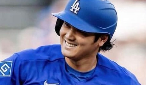 大谷翔平、ジャケット×パンツスタイルで色気ダダ漏れかっこよすぎ　「モデルじゃん！」「野球選手って忘れそう」