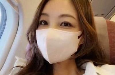 インリン、肩出しホルターネックドレス姿で色気ダダ漏れ　「いくつになっても綺麗」衝撃の神スタイル炸裂