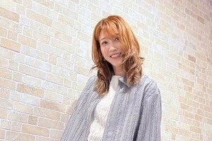 狩野舞子、ミニスカゴルフウェアで...元巨人監督・原辰徳らレジェンドとゴルフコンペ　「凄いメンバーですね」