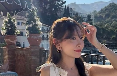 小嶋陽菜、超ミニ丈ショーパンあわせて秋コーデ　「すげーかわいい」「とてもお綺麗」神スタイル炸裂ショット