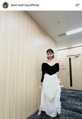 趣里さんのインスタグラム（＠shuri.and.mg.official）より