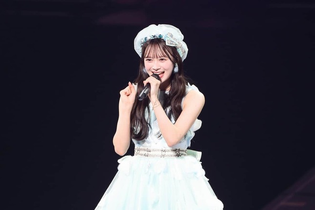 3位の伊藤百花さんは「呼び捨てファンタジー」をソロで披露した