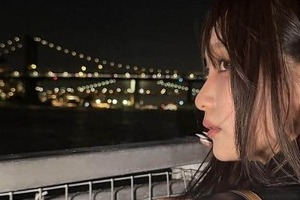 幾田りら、カーキのミニスカあわせたコーデで...ライブのオフショットに反響　「めちゃくちゃかわいい」