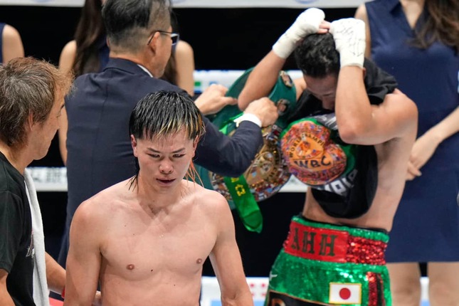 井上に敗れた那須川（写真：AP/アフロ）