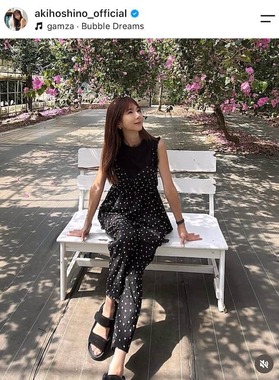 ほしのあきさんのインスタグラム（＠akihoshino_official）より