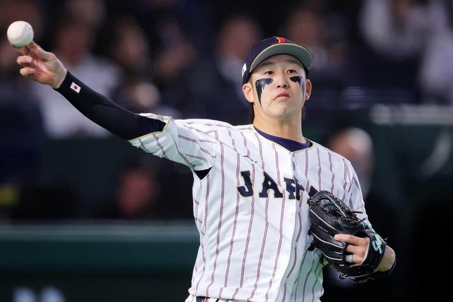 広島から戦力外となった小園海斗（2026年、WBC1次ラウンドで。写真：CTK Photo/アフロ）