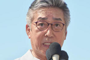 維新の元歌手議員（80）巡り「お尻叩いてる...」　維新の地方議員も激怒「バットで叩き返して」