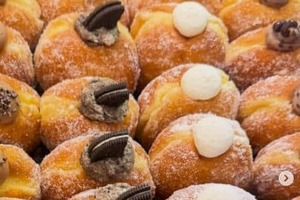 人気生ドーナツ店運営会社が「破産申立ての準備」へ　代表SNSで発表、「経営に極めて大きな影響」の「重大な事案」判明