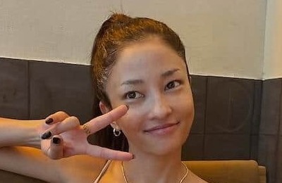黒木メイサ、黒ドレス姿で色気ダダ漏れ　「圧倒的美すぎるっ！」「美しすぎてビビります」「キレイすぎ」悶絶