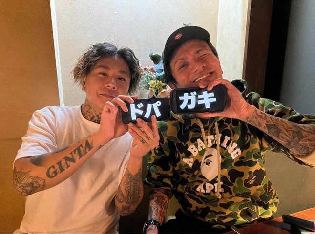 GINTAさんと田中聖さんがXでツーショット（GINTAさんのXから）