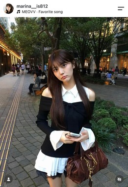 満里奈さんのインスタグラム（＠marina__is812）より