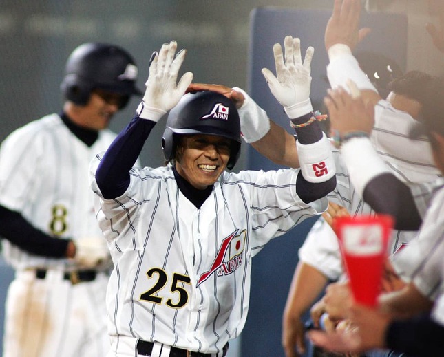 藤本コーチ「電撃退団」報道に波紋が広がっている（写真は現役時代、2004年のアテネ五輪で）（写真：AP/アフロ）