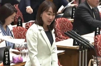維新・石井めぐみ議員、「爪女」批判に反論→一転謝罪　投稿も削除